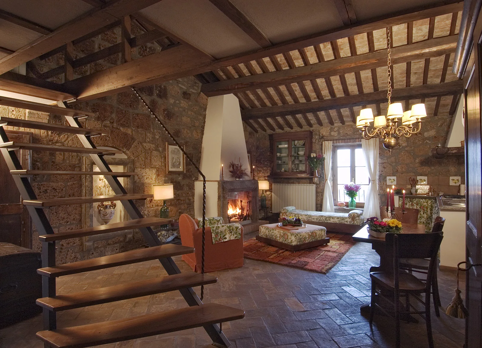 Loggia living and dining room